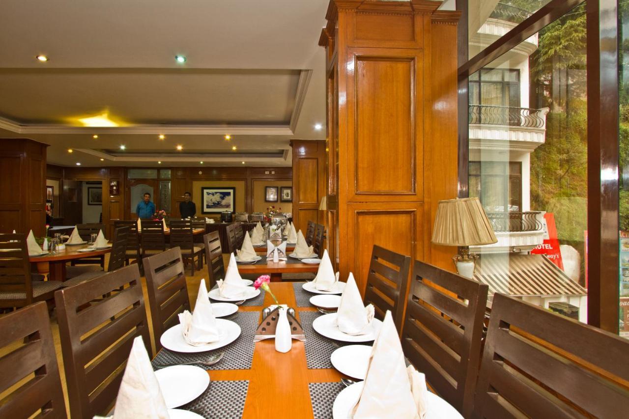 Hotel Broadways Inn Manali  Exterior photo