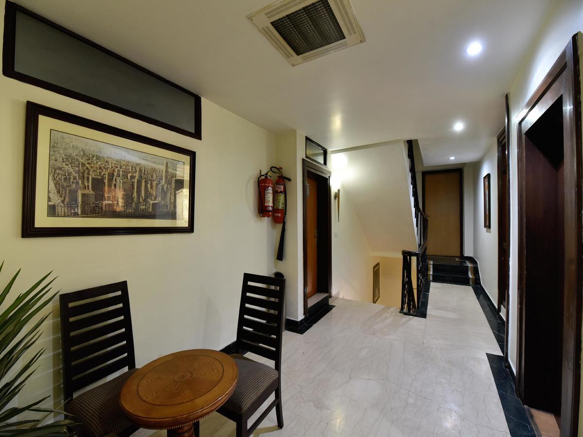 Hotel Broadways Inn Manali  Exterior photo